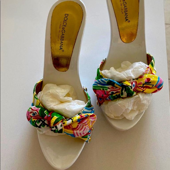 Authentic Dolce & Gabbana sandals - Picture 1 of 5